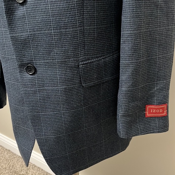 IZOD men separate suit jacket - Picture 7 of 13